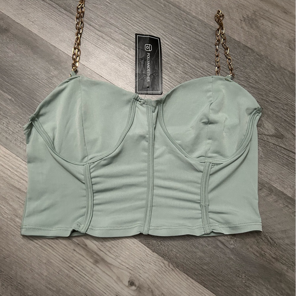 Green crop top